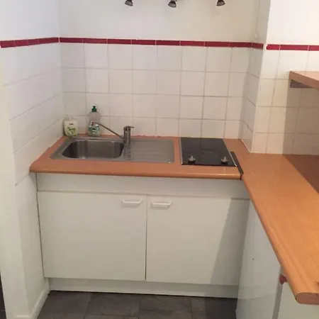 Apartmán Plein Centre-jusqu'a 4 Personnes-parking Et Petit Dejeuner Inclus