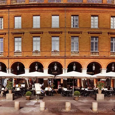 아파트 Plein Centre-jusqu'a 4 Personnes-parking Et Petit Dejeuner Inclus *