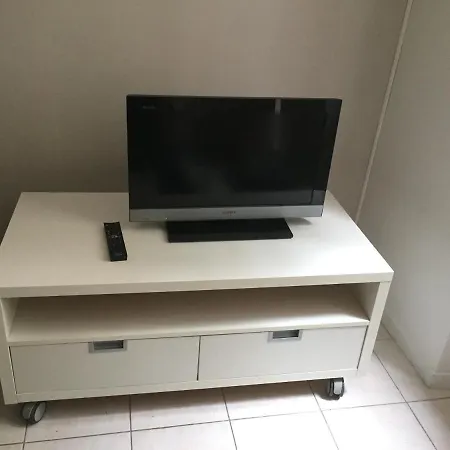 Plein Centre-jusqu'a 4 Personnes-parking Et Petit Dejeuner Inclus 아파트 *